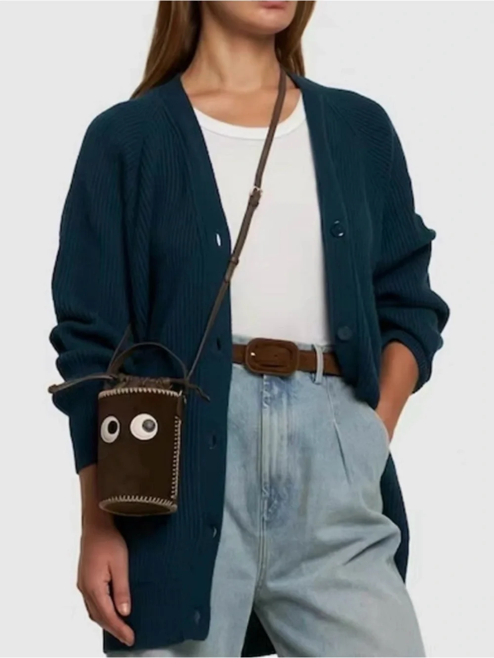Anya Hindmarch eyes Brown Suede Bucket Crossbody - Picture 5 of 12